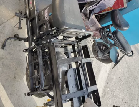 大牛马，跑快递用的，现在不干快递了，空车架...