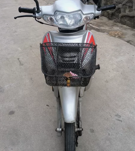 9成新宗申名牌弯梁摩托车 老头子以前上班骑...