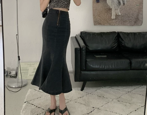 鱼尾裙牛仔半身裙女夏季2022新款小个子黑...