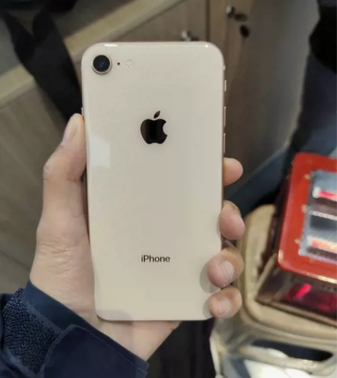 出自用苹果8成色好。 感兴趣的话点“我想要...