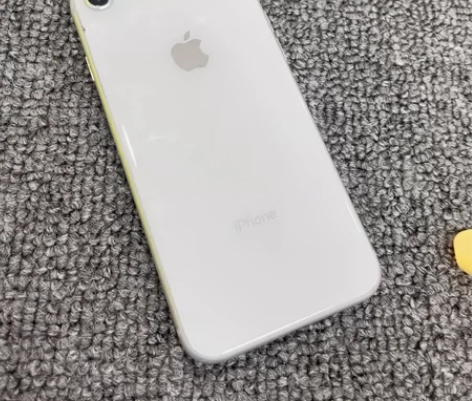 iphone 8 64g成色还行 国行纯原...