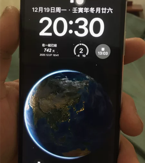 出一个自用的x  外观嘎嘎新 上个月刚买的...