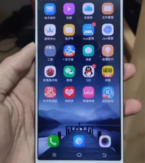 VIVOx20A 4+64,功能完好,刚换...