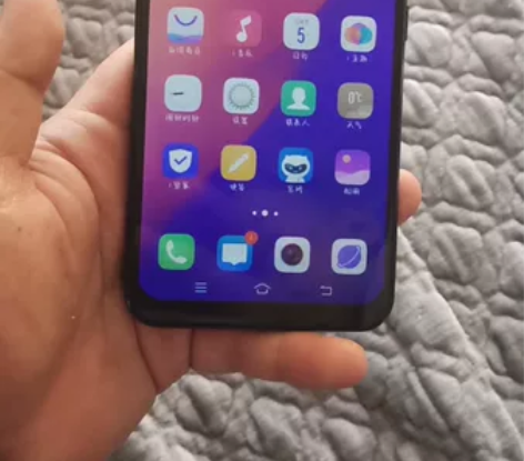 学生手机，屏幕换了新的，vivo y3  ...
