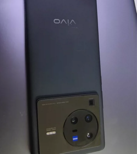 vivo x80pro 12+256 演示...