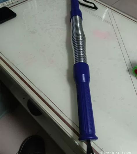 臂力器总共有10来根,40公斤和50公斤的...