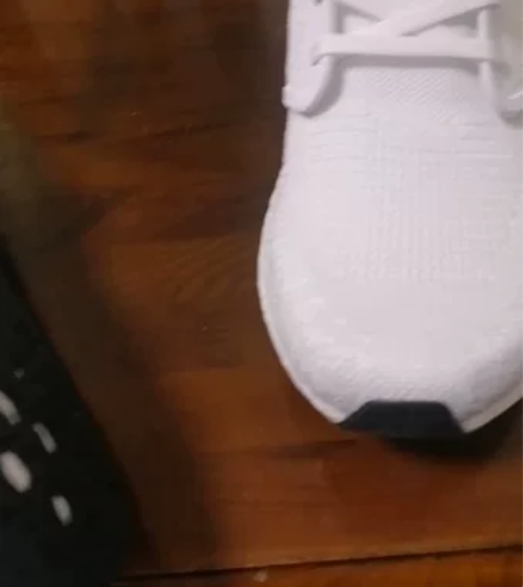 全新!全新阿迪boost45号内长29厘米...