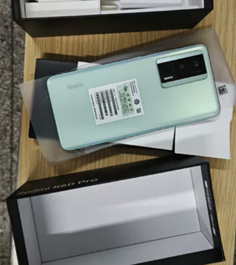 今天刚买的红米k60Pro  12+256...