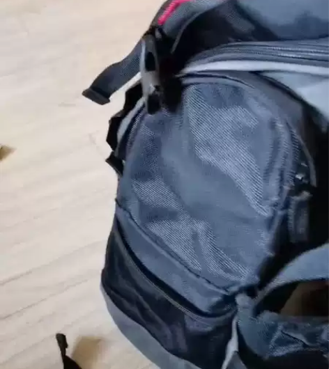 【佳能】正品相机包，多层。做工精细。可以带...