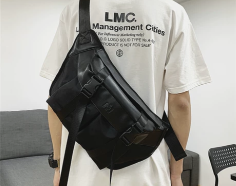 胸包男士大容量日系休闲工装包单肩包斜挎包男...