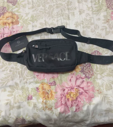 全新正品Gianni Versace主线黑...