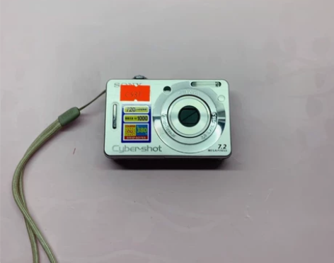 索尼w55 720w像素3倍变焦 人像不输...