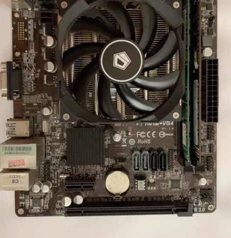 华擎 H81M-VG4 17x19主板，黑...