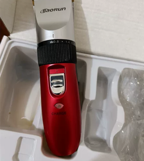 全新专业充电型理发器，高品质，配件齐全，低...