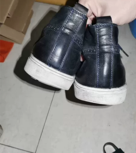 43内外皮 布洛克男鞋,欧亚商都购买一千多...