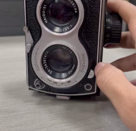 海鸥4B 外观成色如图功能：对焦、快门速度...