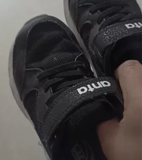 安踏童鞋实体店购买，40元，85成新，29...