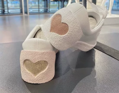 李宁 情人节小白鞋 粉色底 官方旗舰店购入