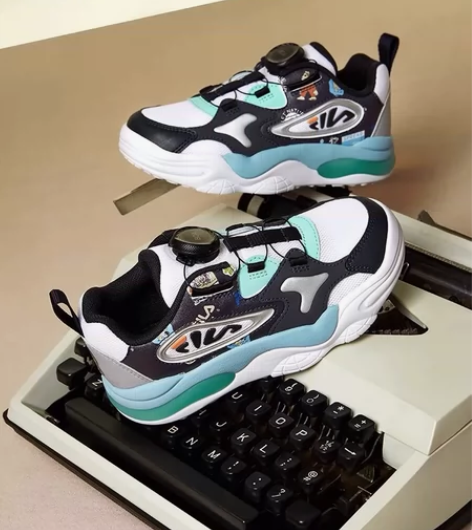 FILA KIDS斐乐童鞋跑步鞋2022秋...
