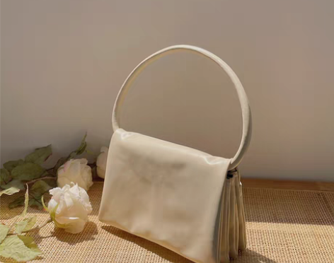 转卖果柠莞尔 女士包 手提包 深蓝色 克莱...