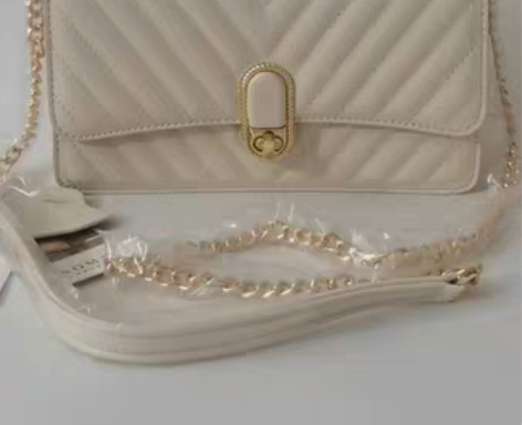 包邮全新 Somay首美韩版日常风单肩斜挎...