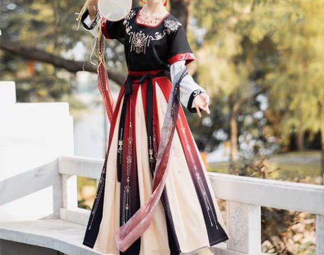 转卖珍缕汉服女正品原创千禧寻坦领三件套一片...