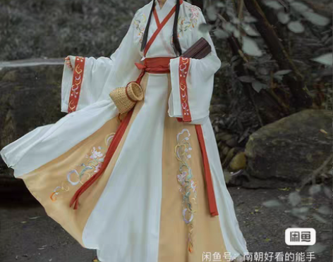 包邮笑寒千韵岗原创汉服女 只穿了一次科幻汉...