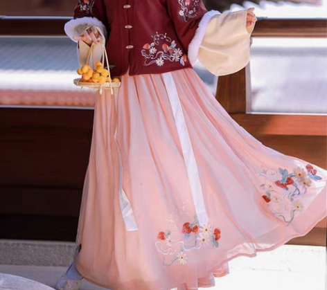 包邮劲合服饰 酒红色半臂加绒加厚 感兴趣的...