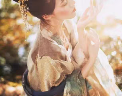 转卖司南阁 长生殿 汉服出租 全套m码 此...