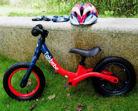 塔克贝贝平衡车12寸  全新仅拍照 盒子都...