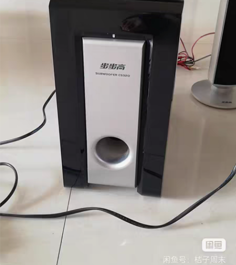 步步高迷你音响，音质非常不错，一个功放，两...