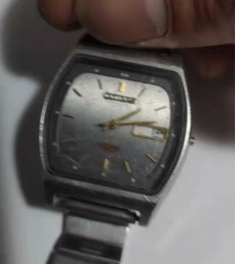 西铁城自动手表,表栓坏了,没有表栓了,当配...