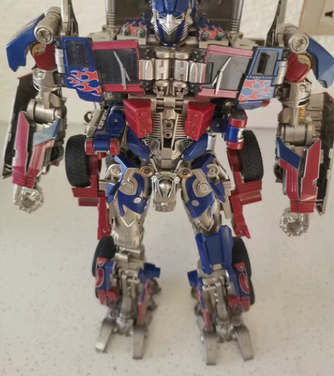 变形金刚擎天柱可活动 九成新 二百多买的 ...