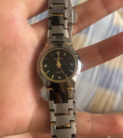包邮欧利时手表女，比较经典的款了。在专柜买...