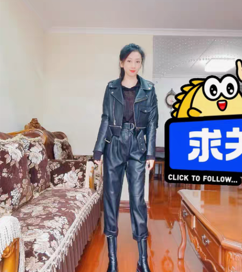 包邮伊华欧秀 黑色皮夹克  s码  几乎全...