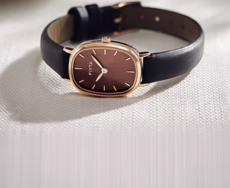 飞亚达复古小棕表 带原包装盒 感兴趣的话点...