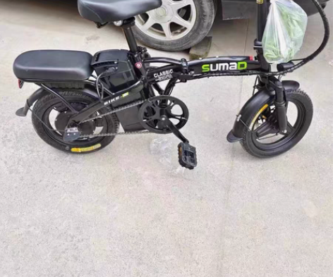 包邮厂家直销德国名顶折叠电动自行车锂电池外...