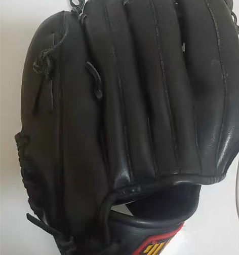 棒球手套 感兴趣的话点“我想要”和我私聊吧...