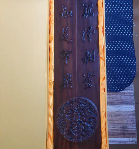 包邮檀木镇尺一对，快三斤沉了，带礼盒80包...