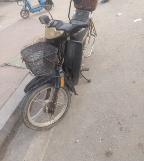 宗申弯梁摩托车   110    发动机没...