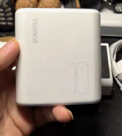 包邮罗马仕充电宝10000毫安 二手物品,...