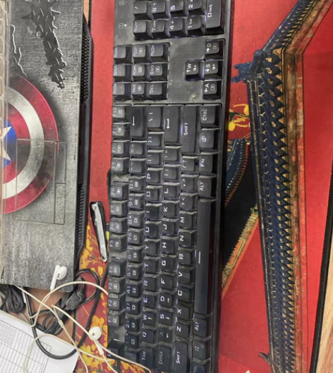 转卖雷神无线鼠标非蓝牙电竞吃鸡游戏鼠标…与...