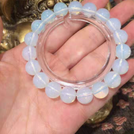 包邮“倾城之恋”蛋白月光石手串 10mm珠...