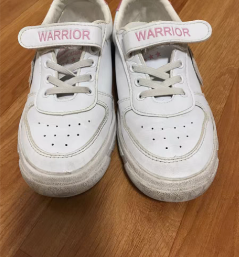 包邮回力小白鞋35码 孩子脚长得快，春季时...