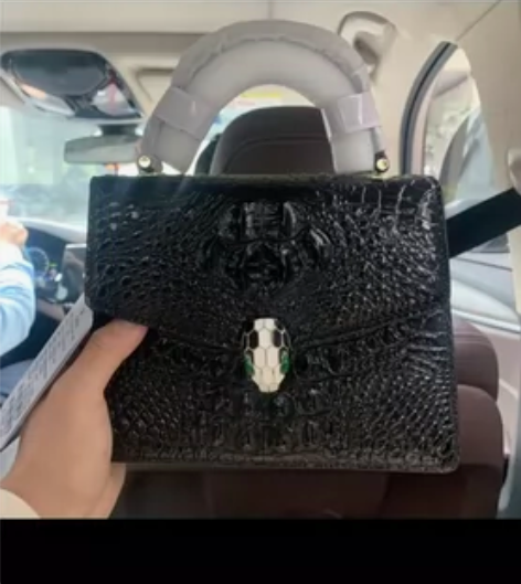 包邮正品mk女包 全新没背过 吊牌还在 没...