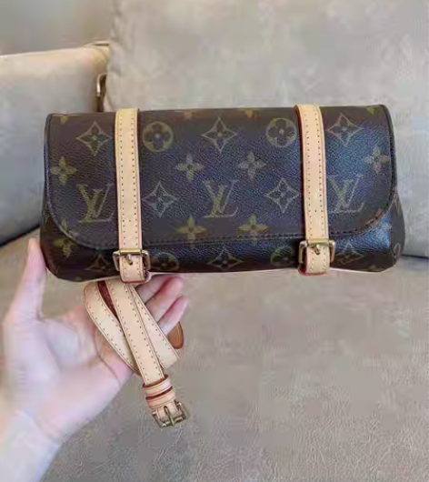 未使用保存品 Lv 路易威登经典老花长款腰...