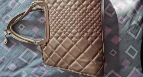 OMI手提兜子容量大金色 感兴趣的话点“我...