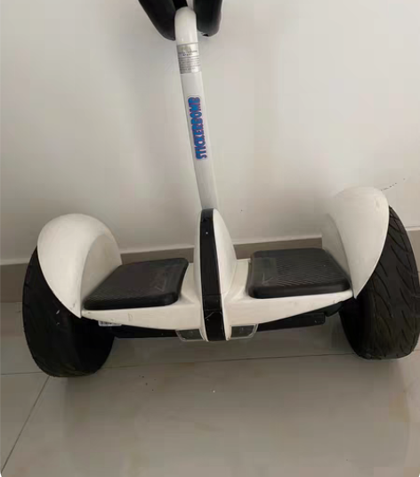 九号L8平衡车,膜都没撕,车辆总里程0.1...