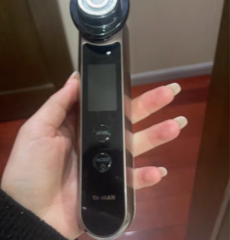 包邮雅萌4000买的，用了一段时间现在便宜...