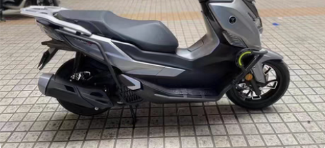 无极SR150GT TCS版一台，最新款国...